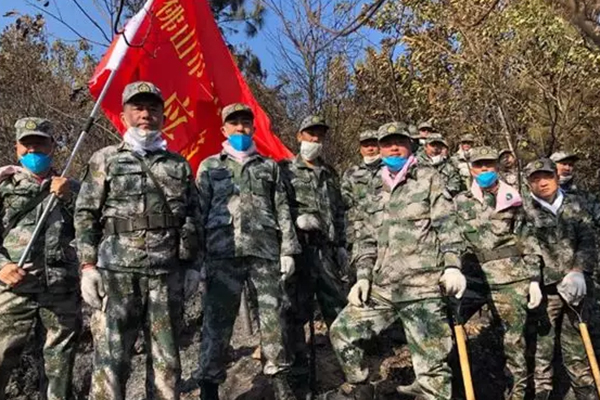 佛山退役老兵签下&ldquo;请战书&rdquo;，按下红手印！