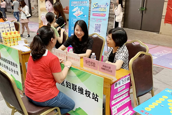 她用这把心灵&ldquo;钥匙&rdquo;，帮助ta们打开幸福之门