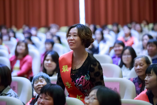 云东海寻找&ldquo;最美巾帼奋斗者&rdquo; ！