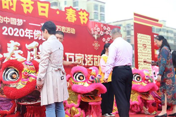 暖人心！&ldquo;春联&rdquo;作纽带，送德进万家