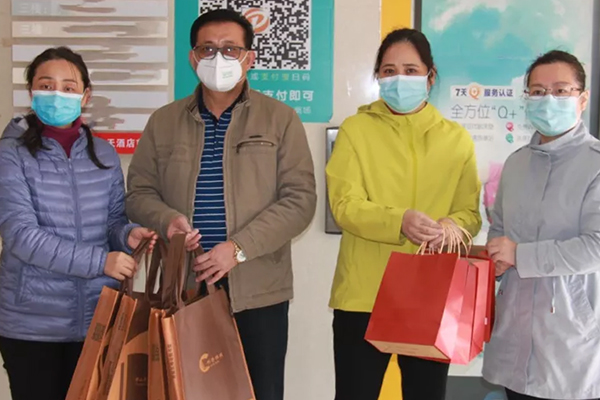 疫情无情人有情，温暖娘家在身边