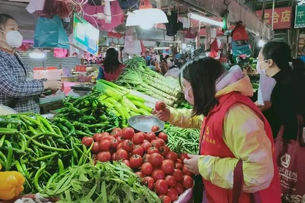 助力疫情防控，禅城社工成为群众的&ldquo;暖宝宝&rdquo;