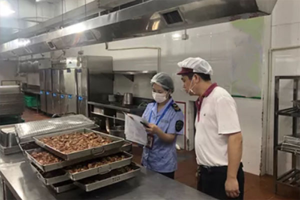 护航高考│你们努力追梦，我们全力护航！