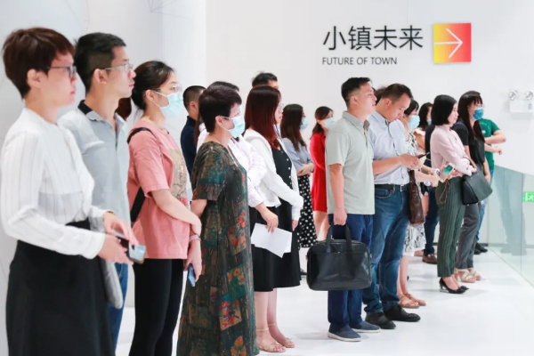 互联网时代，依法发展，他们建议这样做