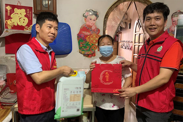 禅城712户困难家庭喜领月饼