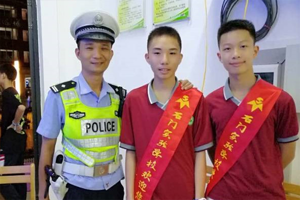 佛山南海：特别的生日，他们在警队为祖国&ldquo;护航&rdquo;