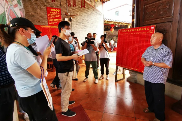 白坭火了！人民日报、中国新闻社等央媒集体关注