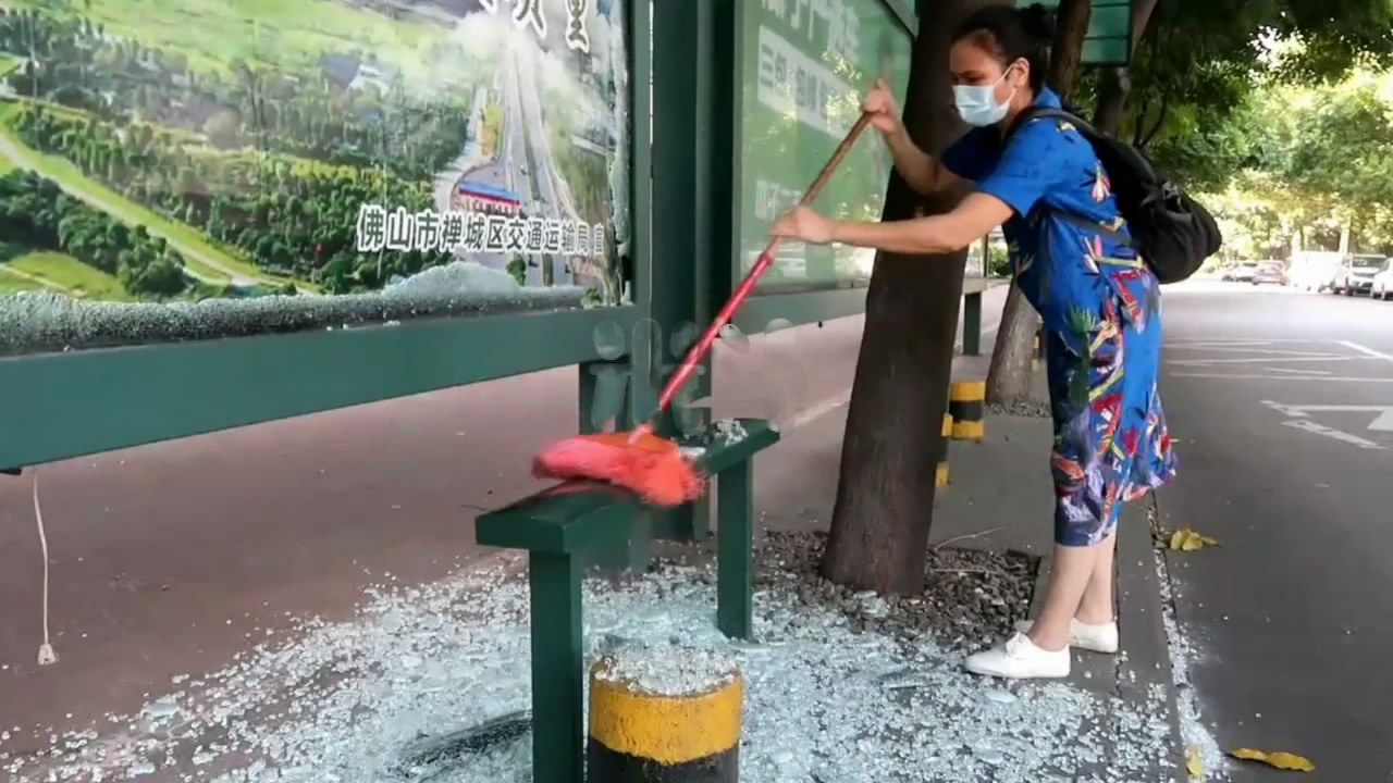 各家自扫门前雪？不！