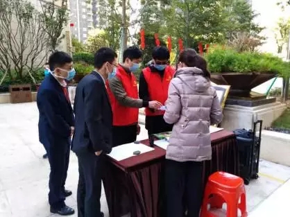 张槎战&ldquo;疫&rdquo;人物 | 智城社区外联内控，设岗定责，志愿先