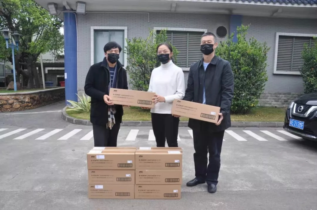 雪中送炭诠释桑梓情深！香港禅城区社团总会向张槎街道捐