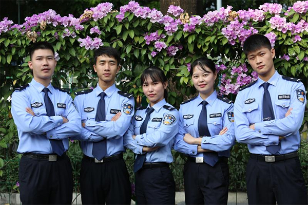 佛山南海大沥：警营花开吐芳华