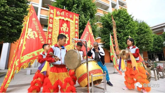 广东佛山：醒狮文化进校园