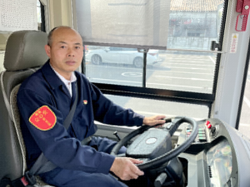 感动交通人物黎木荣：奋勇前行，零误差转运113名密接者