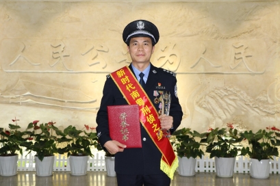 顺德唯一！尤锦翔获广东省首届&ldquo;新时代南粤刑侦之星&rdquo;