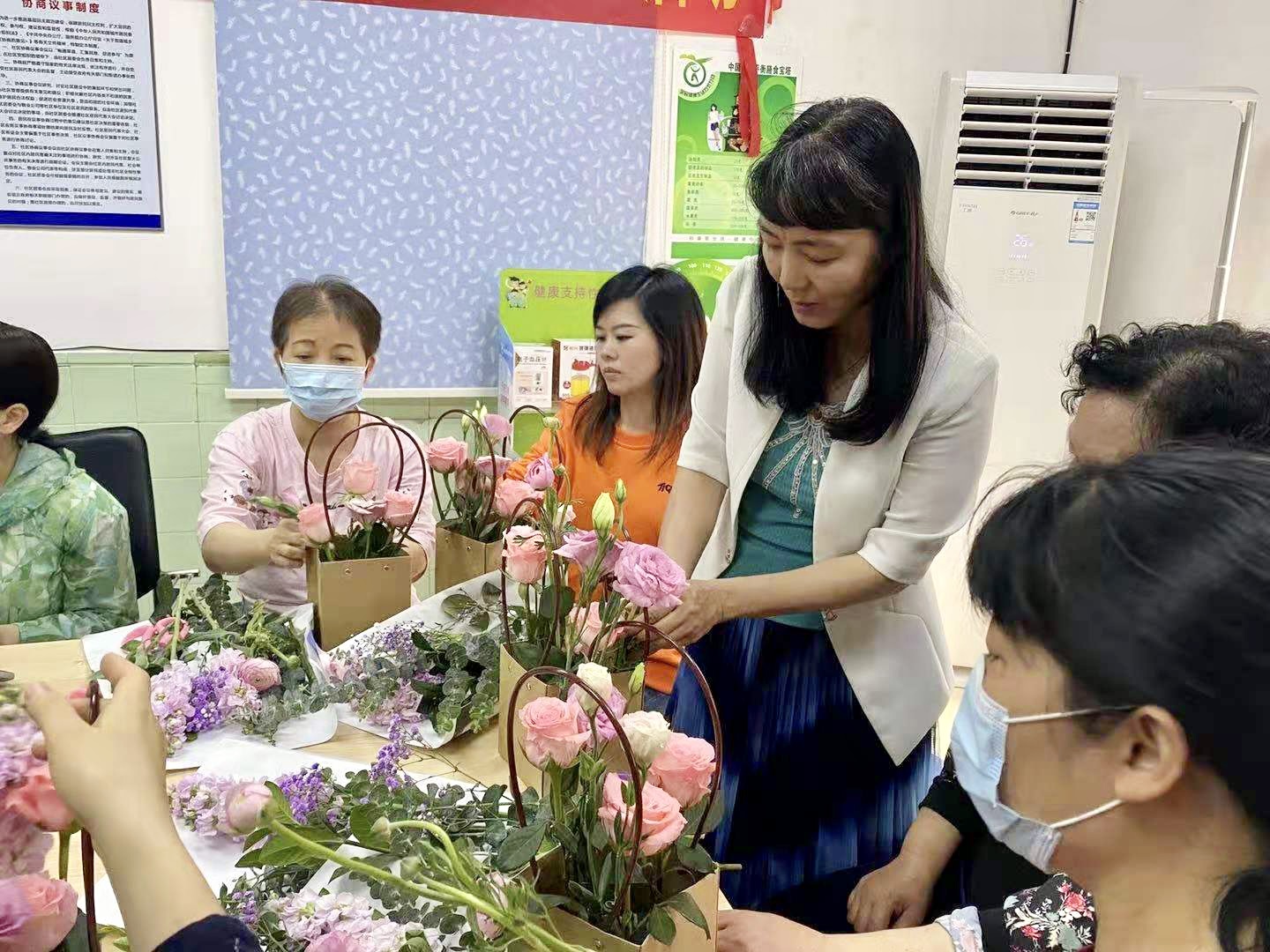 知识竞赛、插花体验&hellip;石湾巾帼展风采