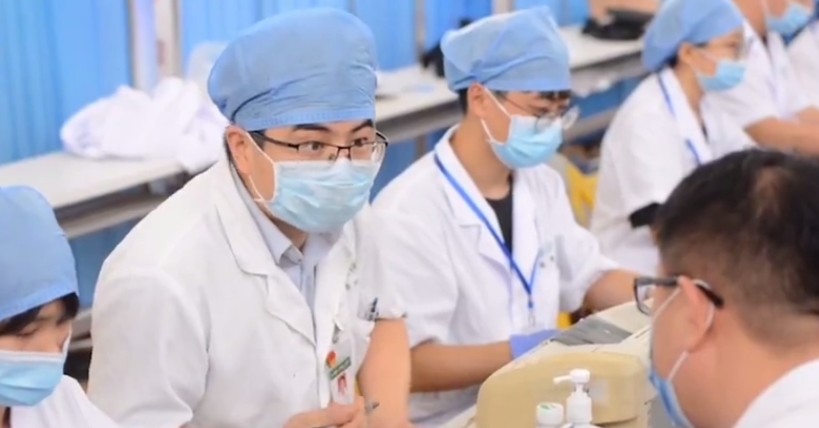 佛山顺德：向全体疫苗接种一线医护工作者致敬