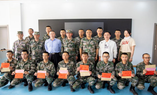 暖心！高明派出工作组赴新疆，为高明卫国戍边官兵送慰问