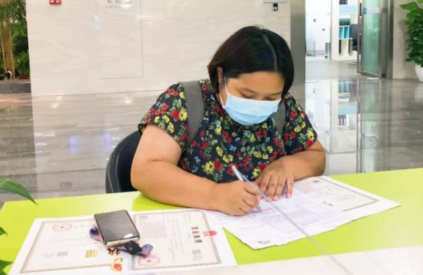 &ldquo;服务态度非常好，及时解决企业相关问题&rdquo;