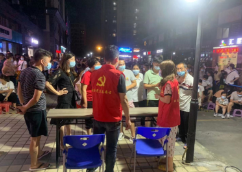 凝心聚力 守护佛山 让党旗高高飘扬在抗疫一线