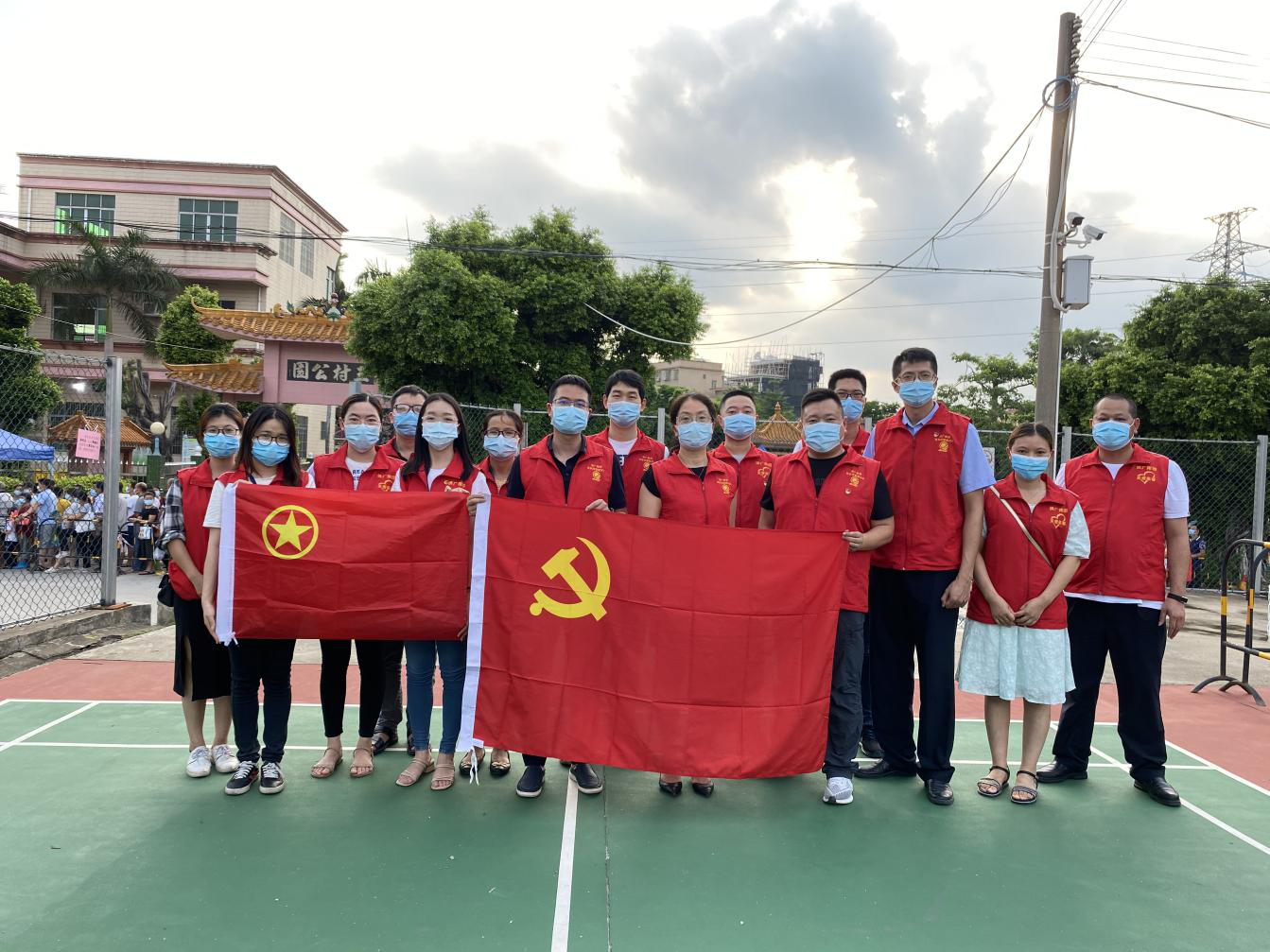 战高温、顶风雨，南海企业退役军人冲锋在前，勇当抗疫