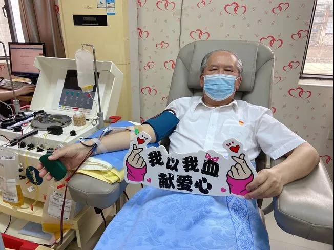 李慧文：无偿献血三十二年