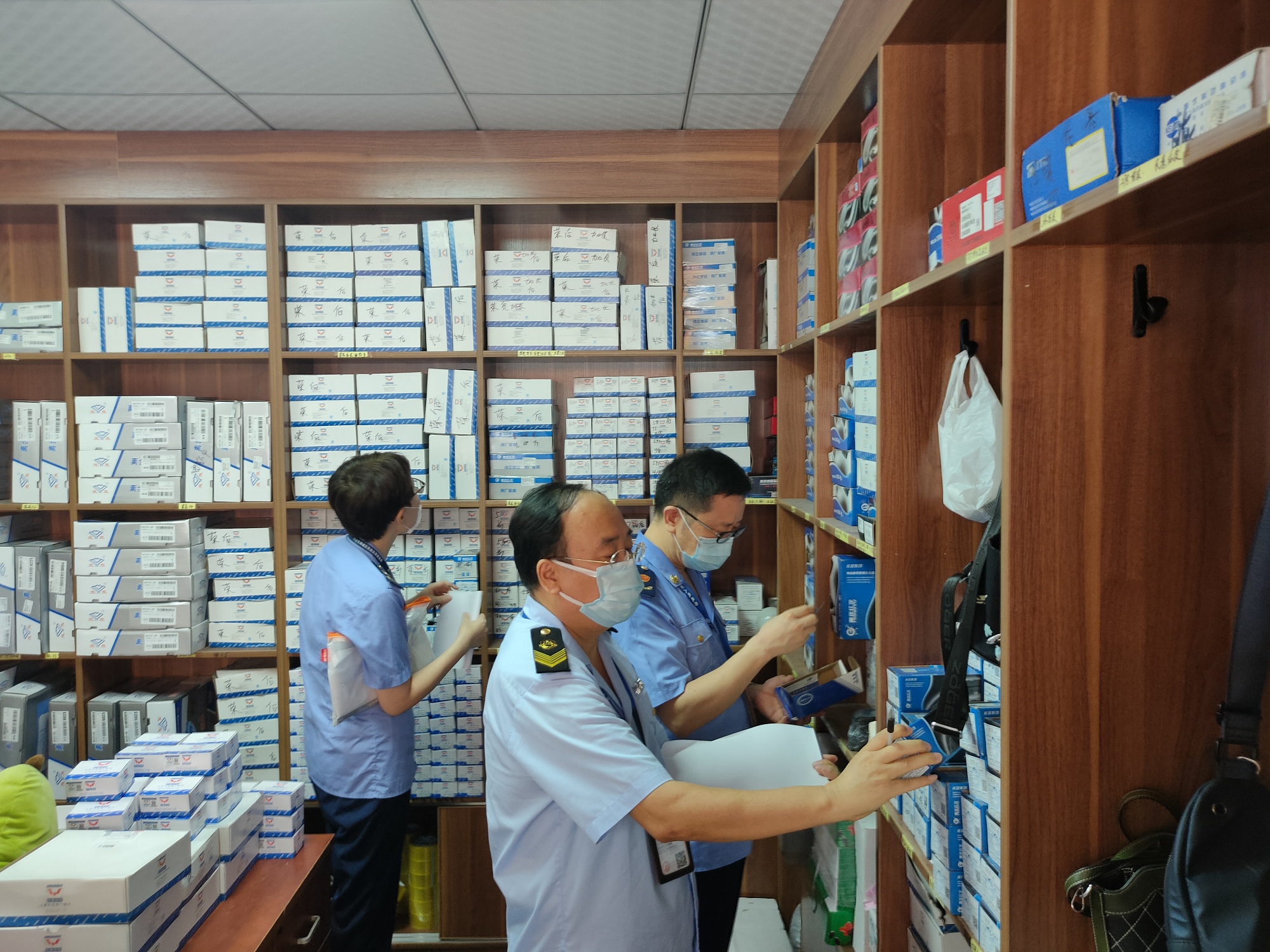 禅城区市场监管局整顿汽配市场乱象