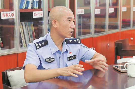 从光sir到光叔 他的小目标是&ldquo;平安&rdquo;