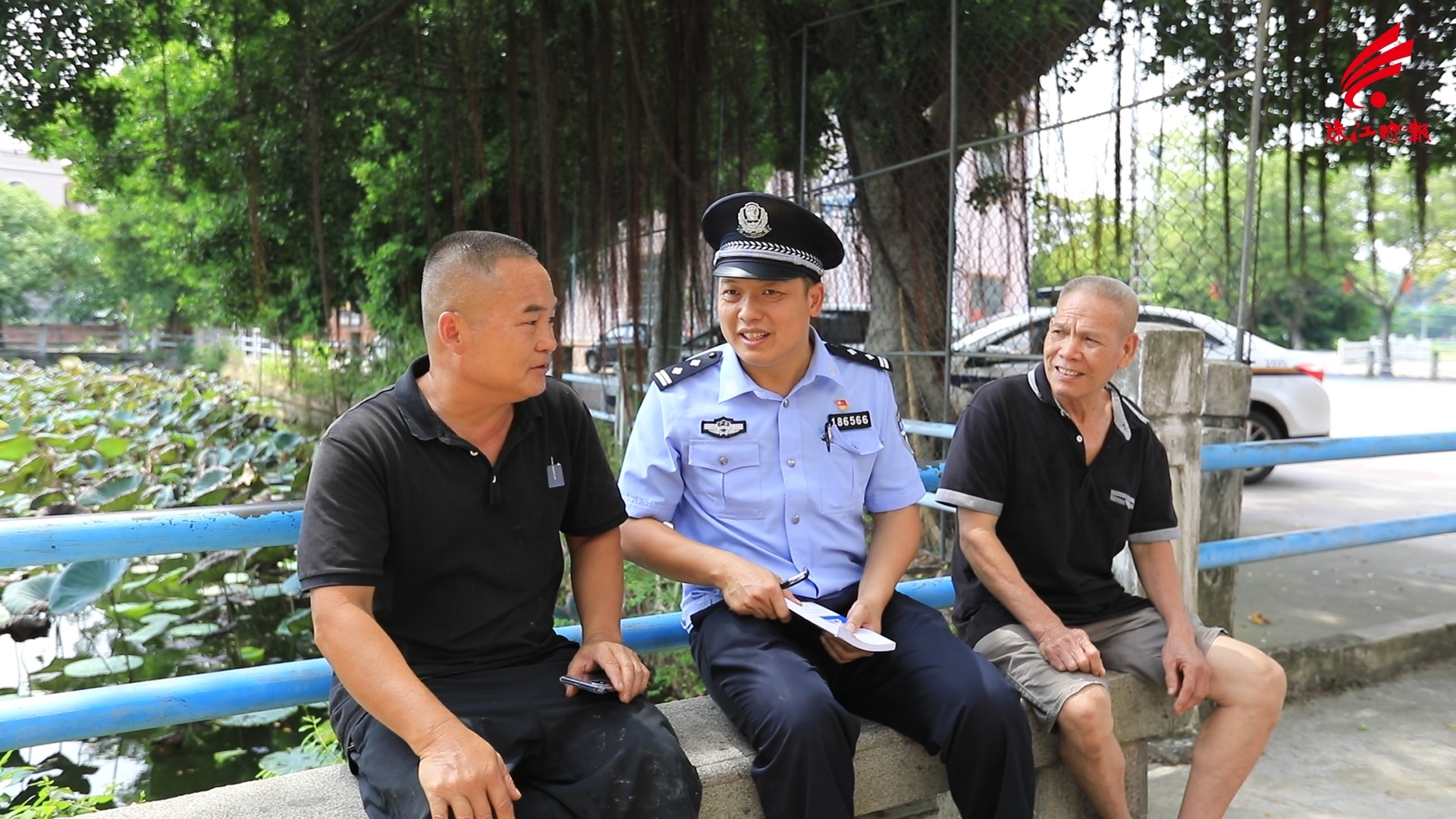一个月刑治警情不超10宗，有了他，这个社区&ldquo;枫&rdquo;警独好