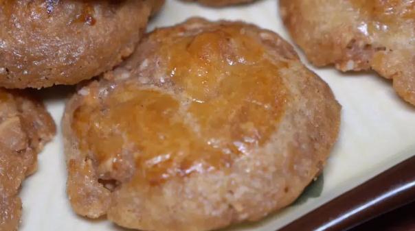 容桂马冈桃园饼家卖了43年的鸡仔饼，吃过的人都&ldquo;翻寻味&rdquo;