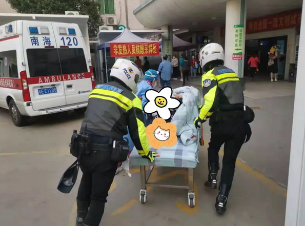 孕妇急产胎儿露头 汽车秒变&ldquo;临时产房&rdquo;