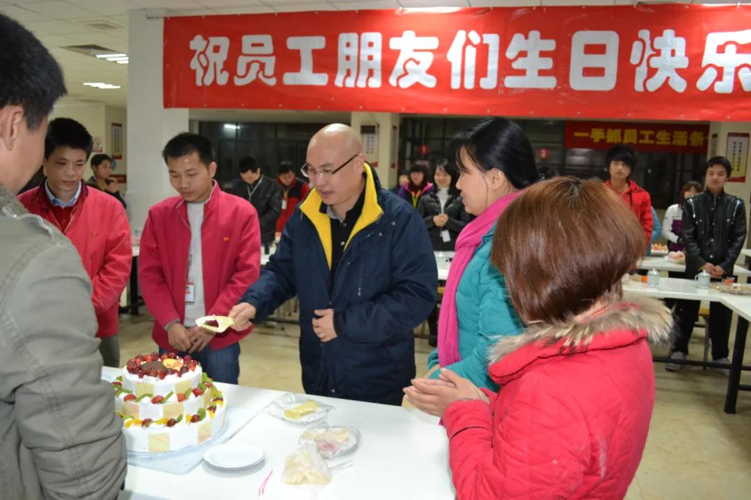 佛山好人刘必胜：潜心制衣守初心，坚守岗位讲奉献