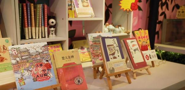 书香在左，美食在右，&ldquo;舌尖上的书店&rdquo;就在顺德！