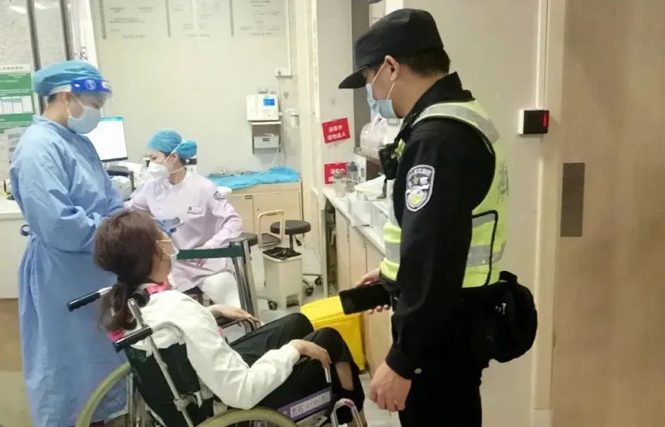 &ldquo;我全身发麻，呼吸困难，快来救救我！&rdquo;