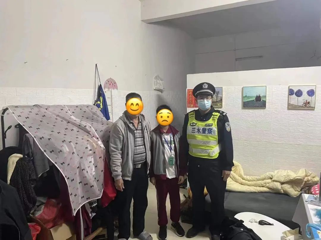 &ldquo;还好看到你了&rdquo;男孩雨夜在马路上奔跑，民警一问才知道