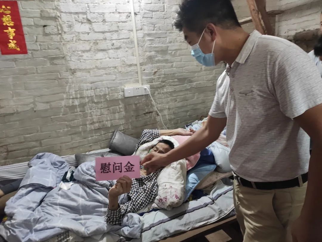 入户联系送关怀！南海丹灶走访重病老兵