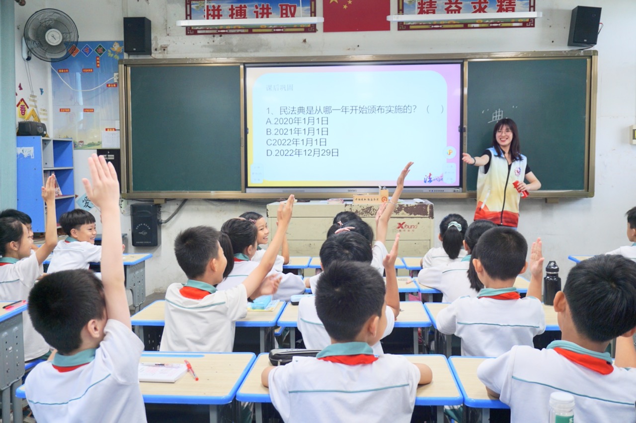 法润凤城|&ldquo;典&rdquo;亮孩童心中法治明灯，为美好生活保驾护航