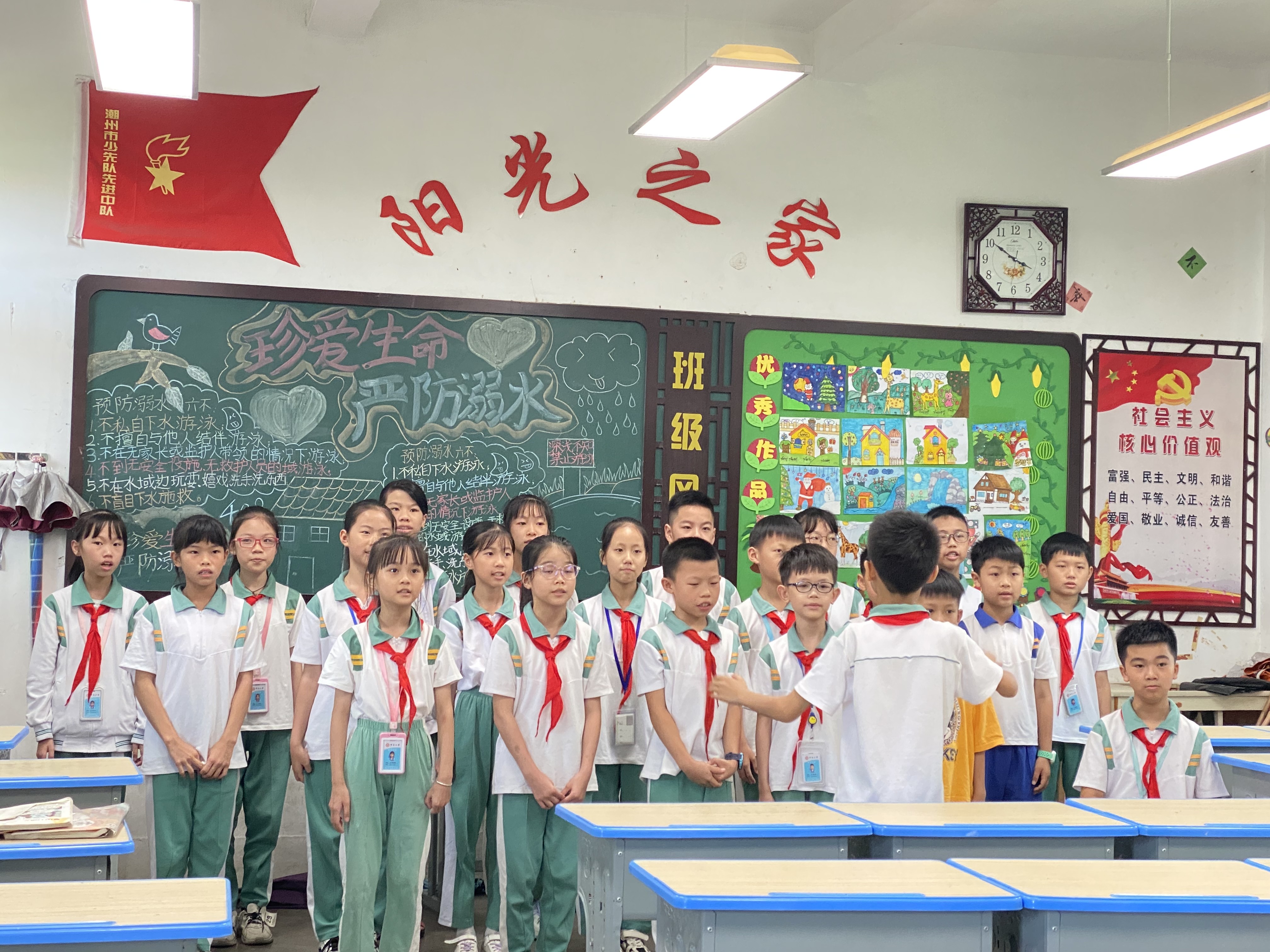 三下乡进行时：筑起法律高墙，守护每一个少年