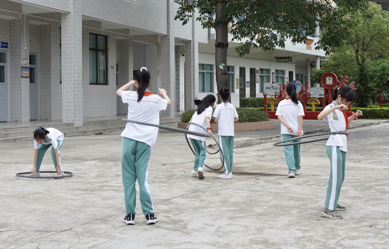 三下乡进行时：让体育成就青少年的精彩人生