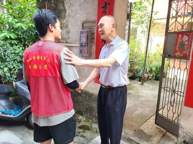 送尊崇、送关爱，南海各镇纷纷开展拥军优属活动