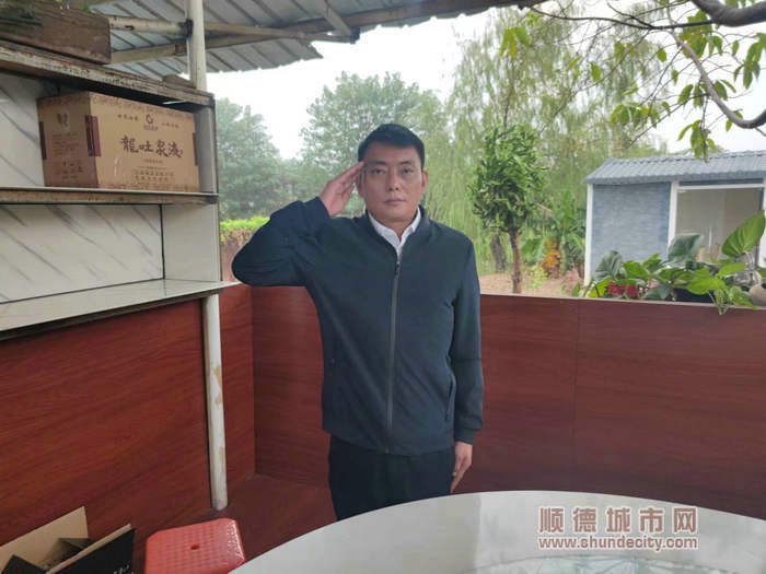 顺德退役军人勇救落水者，三代是军人！