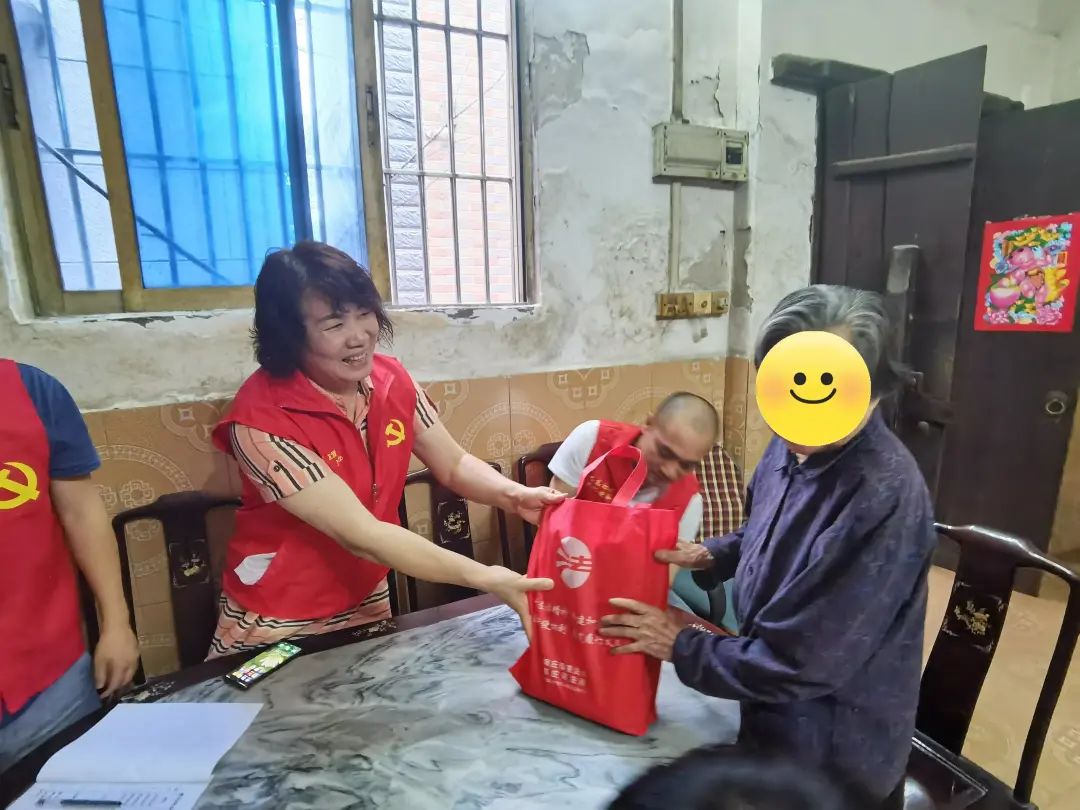 学好人 | 佛山好人罗佩兰：新时代好人用爱心助力村民