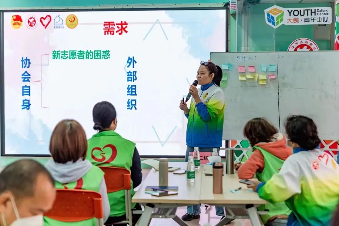 她们身体力行，闪耀道德光辉传递正能量！