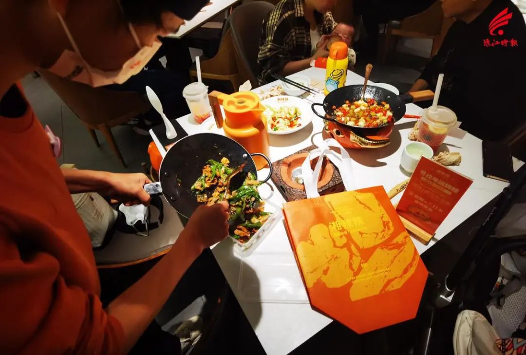 佛山饭店各显其&ldquo;招&rdquo; ，食客量&ldquo;胃&rdquo;而行