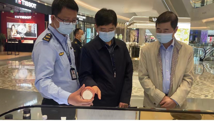 省、市、区三级联动开展&ldquo;三八&rdquo;妇女节化妆品专项检查行