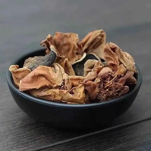 &ldquo;万物皆可煲汤&rdquo;，路边的木棉花能捡吗？附祛湿汤方&rarr;