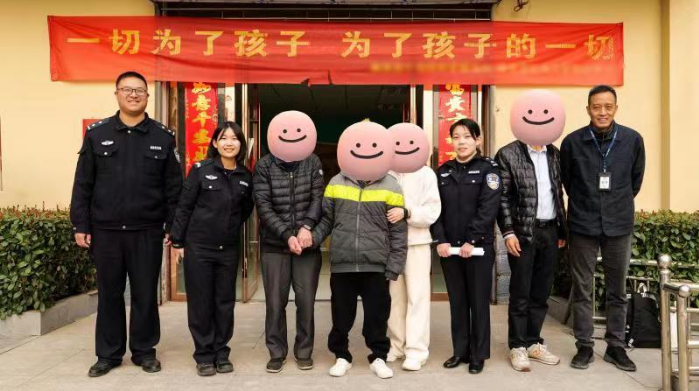 妻子失踪25年，竟在1300公里外的安徽重逢！