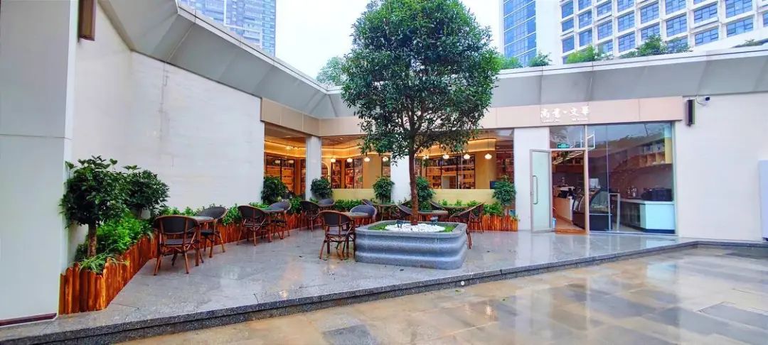 佛山这家书店，开进公园里！