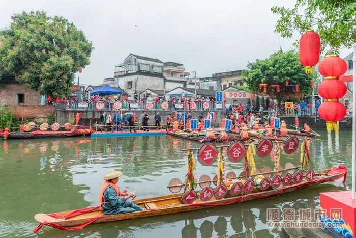 大良惊现&ldquo;水上集市&rdquo;？早在四五十年前就有了