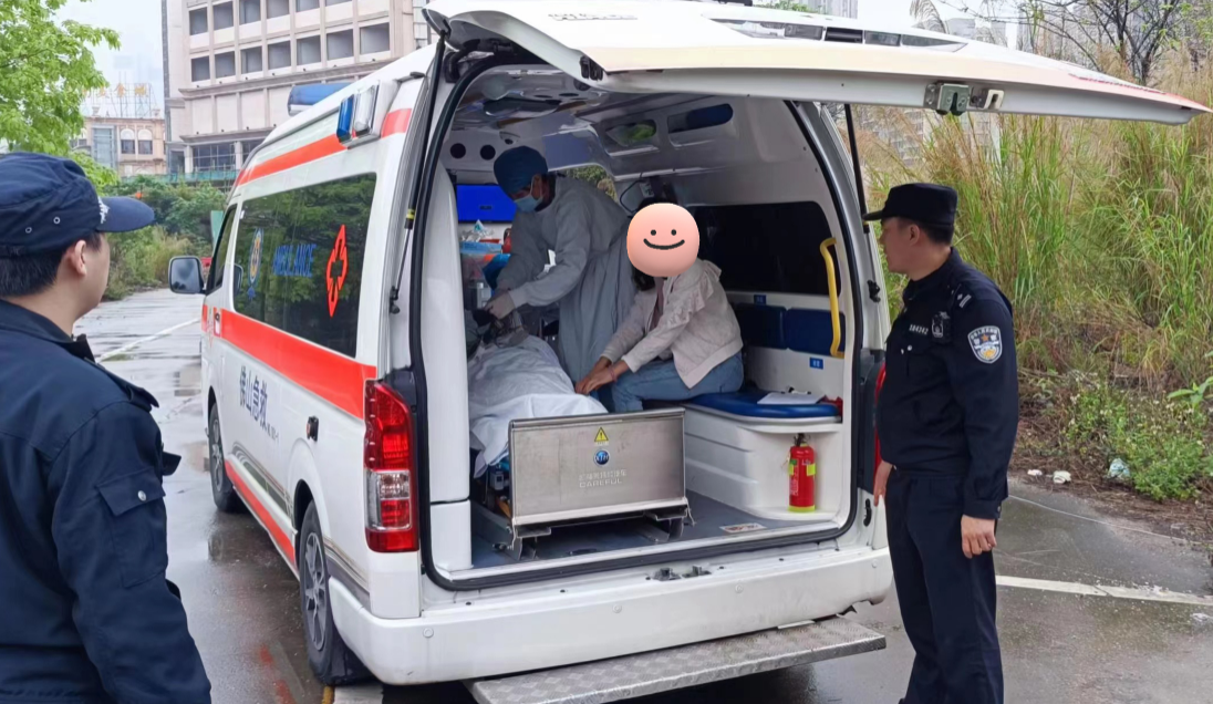 民警寻回走失老人 110接到表扬&ldquo;警情&rdquo;