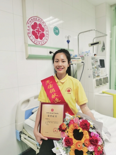 佛山女子增重五公斤救了一素未谋面的小男生